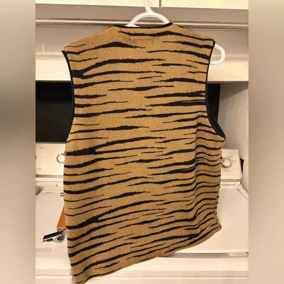 Alfred Dunner embroidered floral stripe zip vest size large - Picture 6 of 14